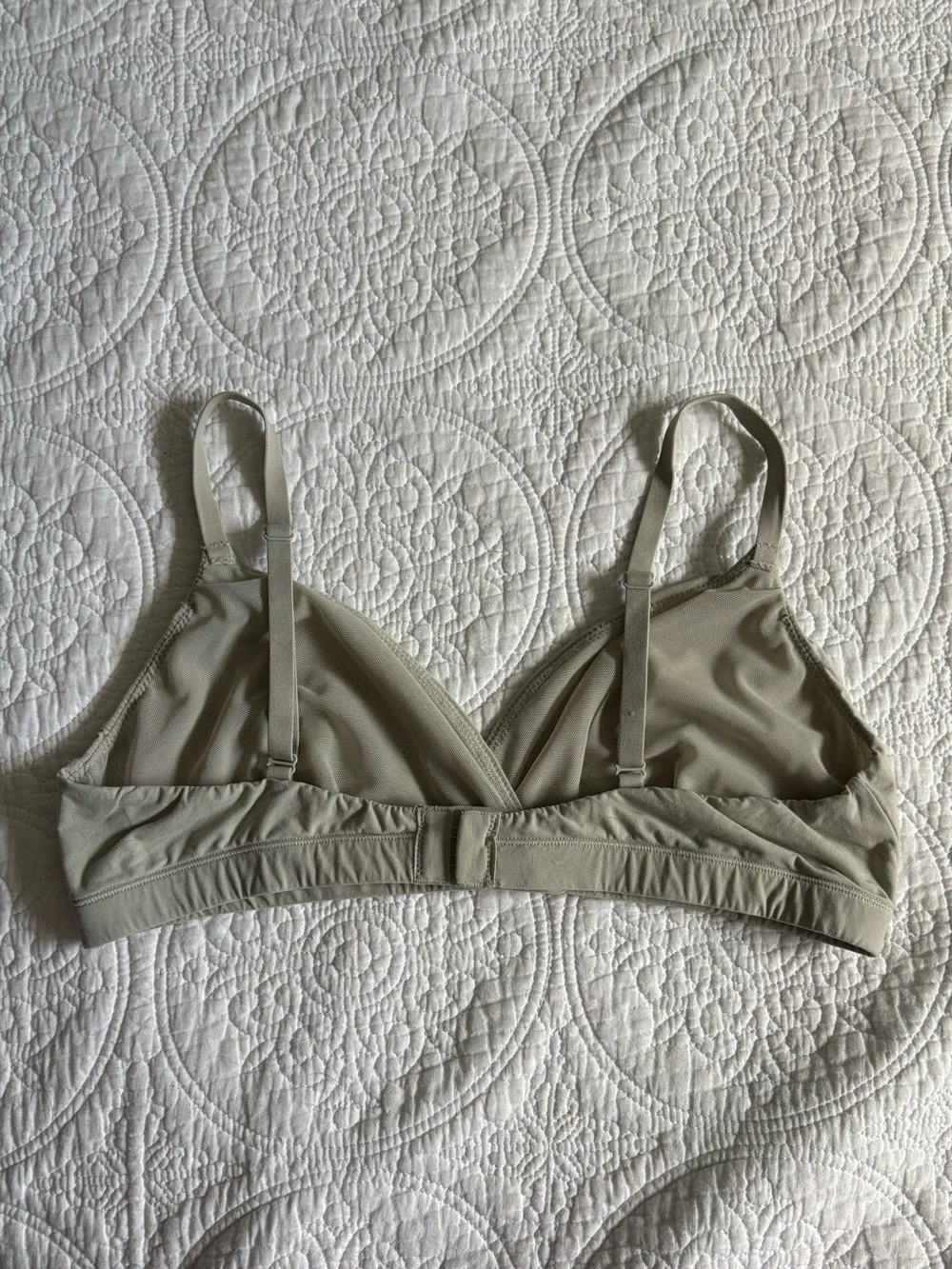 Skims Fits Everybody Triangle Bralette Size M - Picture 2 of 5